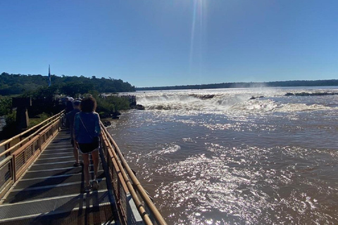 Cataratas do Iguaçu em ambos os lados: Excursão de 2 dias com traslado do aeroporto