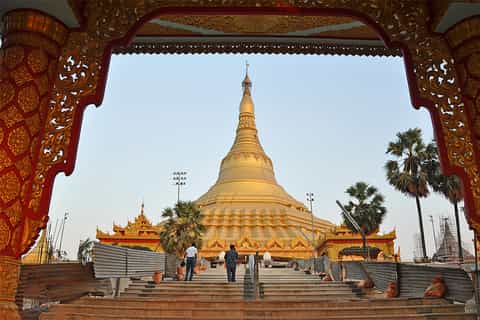 Mumbai Temples and Caves Day Tour