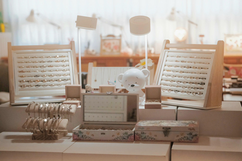 Seoul: Create Your Own Silver Souvenir to Last a Lifetime