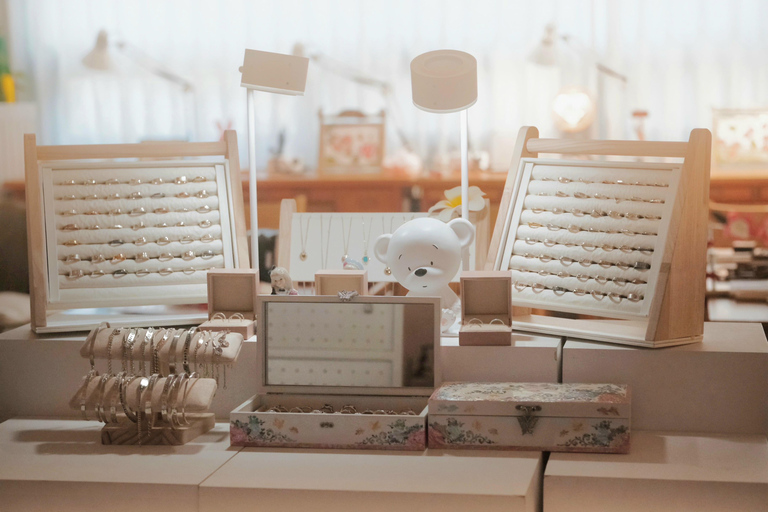 Seoul: Create Your Own Silver Souvenir to Last a Lifetime