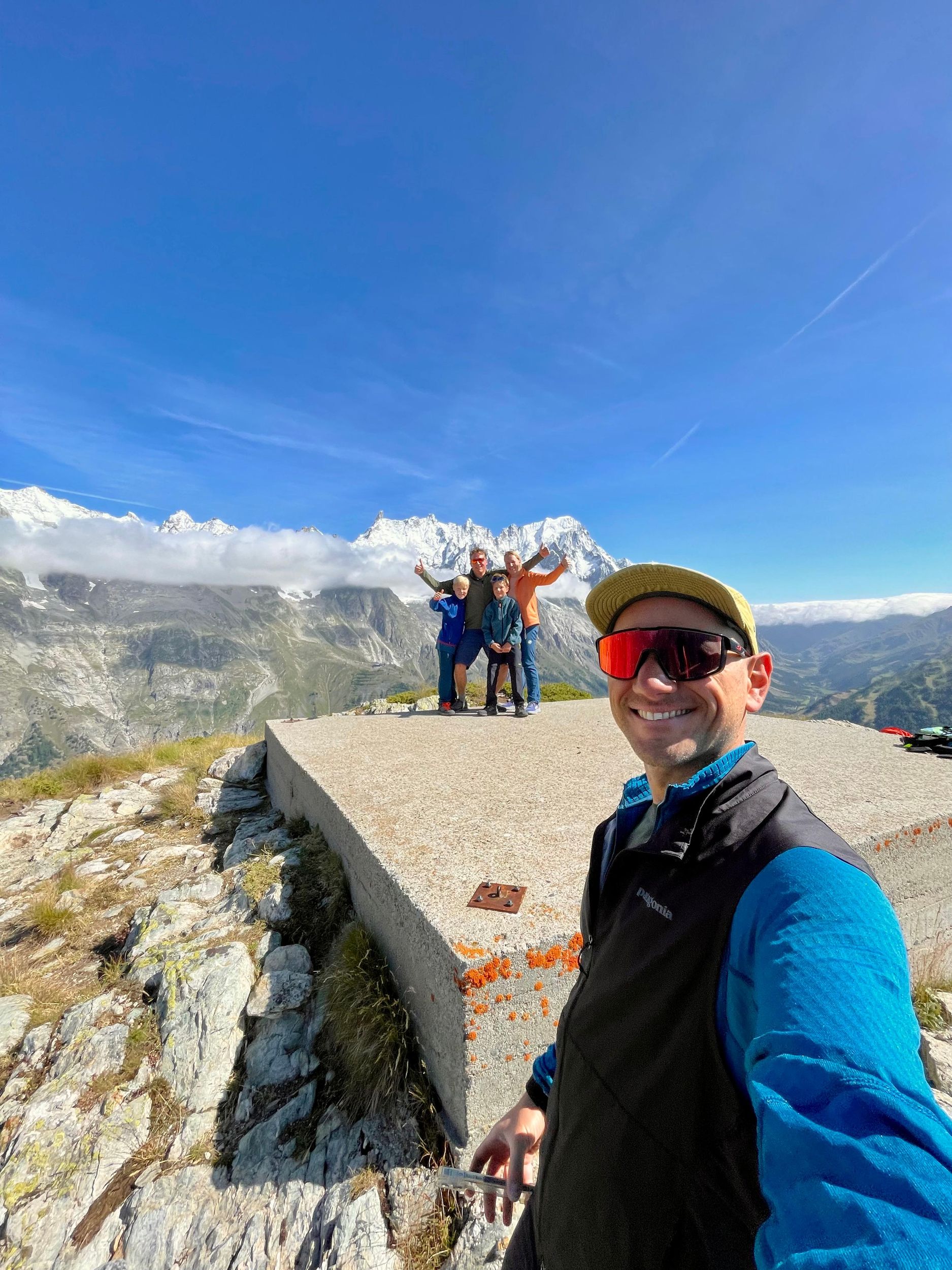 Tour Balconata della Val Veny: Wildes Trekking mit Blick auf den Mont Blanc