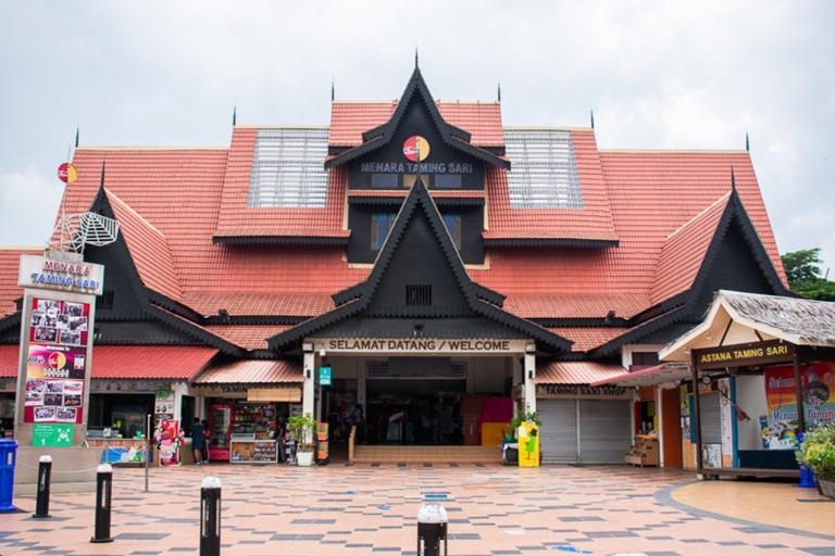 Melaka: Menara Taming Sari TowerEintrittskarte - MyKad