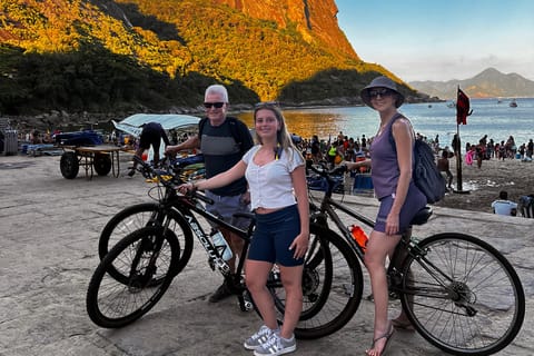 Easy Bike Tour of 12 Rio Beaches