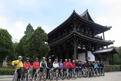 Kyoto: 3.5-Hour Small Group Cycling Tour