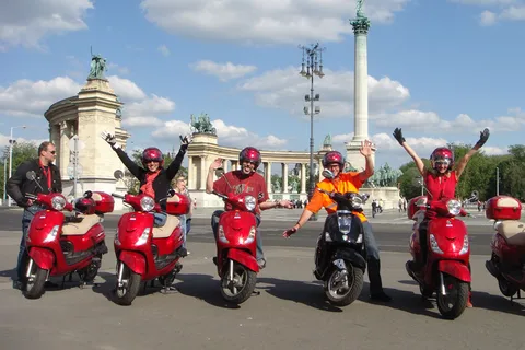 Budapest Grand Vespa Tour