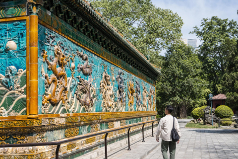 Hong Kong: Nan Lian Garden, Chi Lin Nunnery & Temple Tour Private Tour