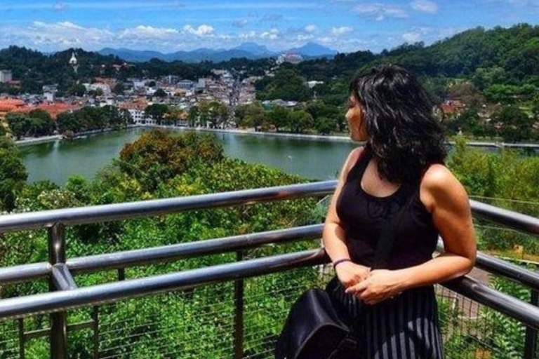 Kandy: Visita a la ciudad con todo incluido