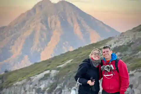 Explore Java in 4 Days: Tumpak Sewu, Bromo & Ijen Blue Fire