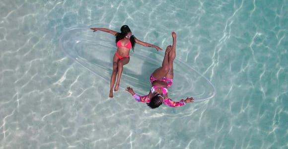 Nassau: Clear Kayak Drone Photoshoot Experience