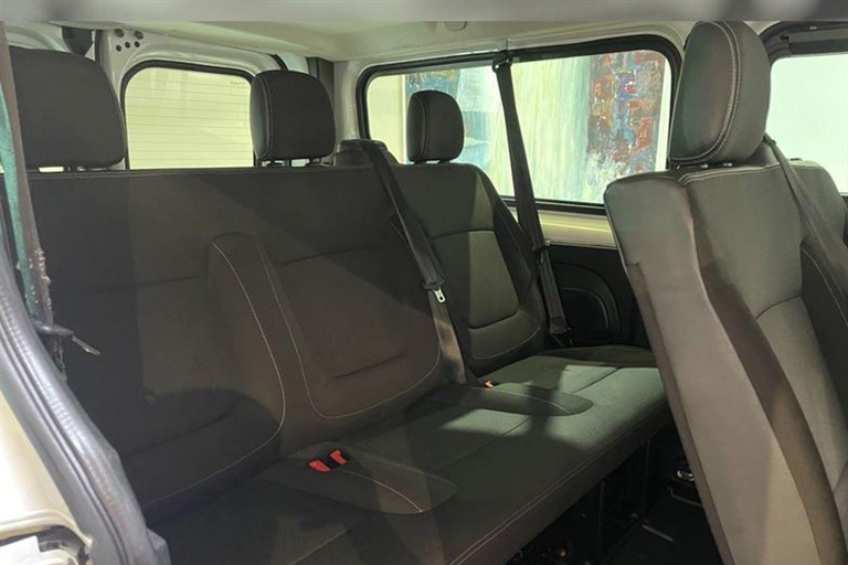 Keflavik Airport (KEF) ↔ Reykjavik: Private Airport Transfer Keflavik Airport ==> Reykjavik city