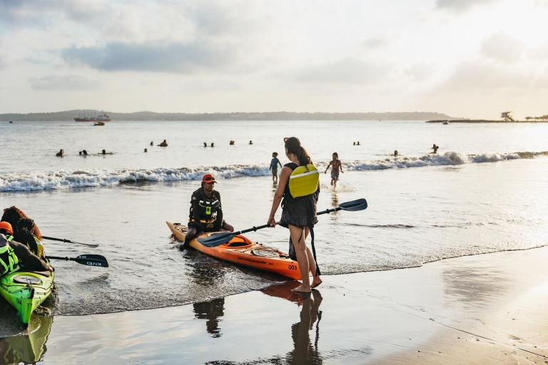 Cartagena: Sunset Sea Kayaking TourOntmoetingspunt - Gedeelde groep