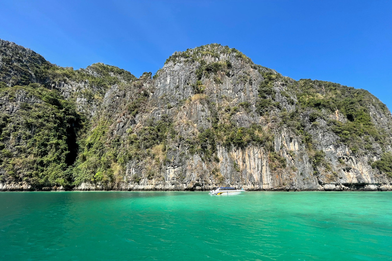 Koh Phi Phi: Longtailbåt till Maya Bay och Pileh LagoonFrån Phi Phi : 5 öar Longtail båttur med snorkling