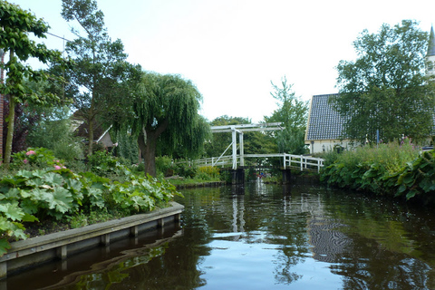 Viagem de canoa guiada de 5 horas em Amsterdã nos pântanos