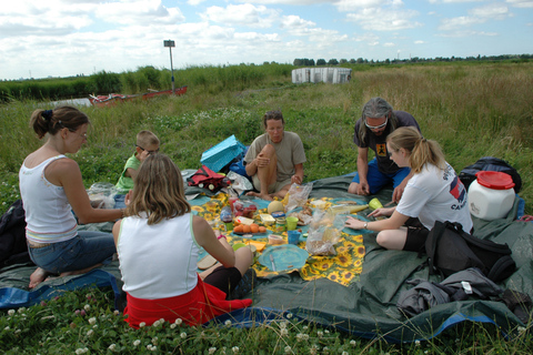 Amsterdam 5-Hour Guided Canoe Trip in the Wetlands