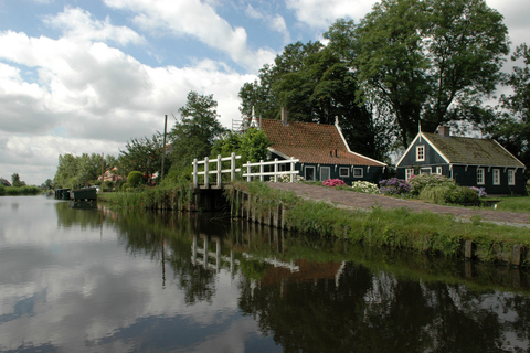 Viagem de canoa guiada de 5 horas em Amsterdã nos pântanos