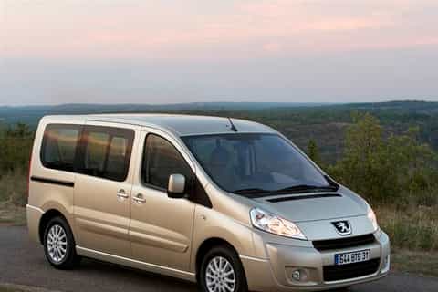 Agadir: 1-Way Private Transfer between Airport & Hotel
