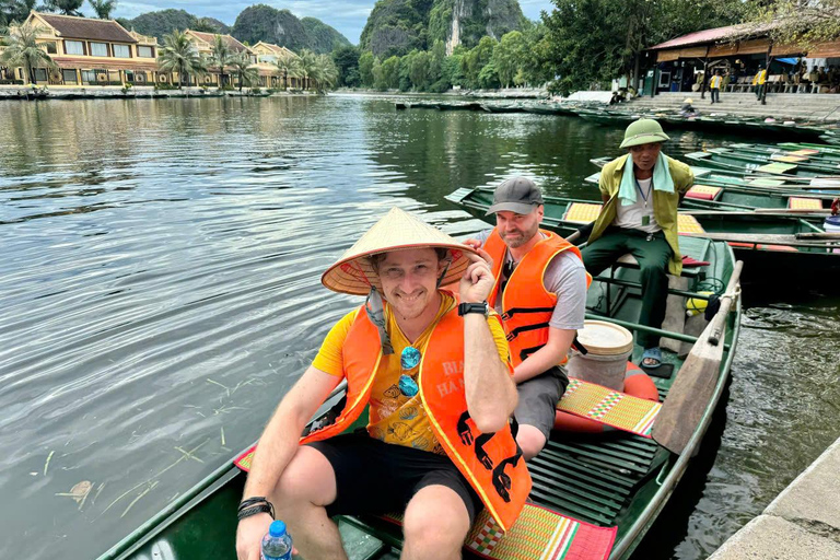 Ninh Binh: Trang An Boat, Bai Dinh, Hoa Lu & Mua Cave Sunset