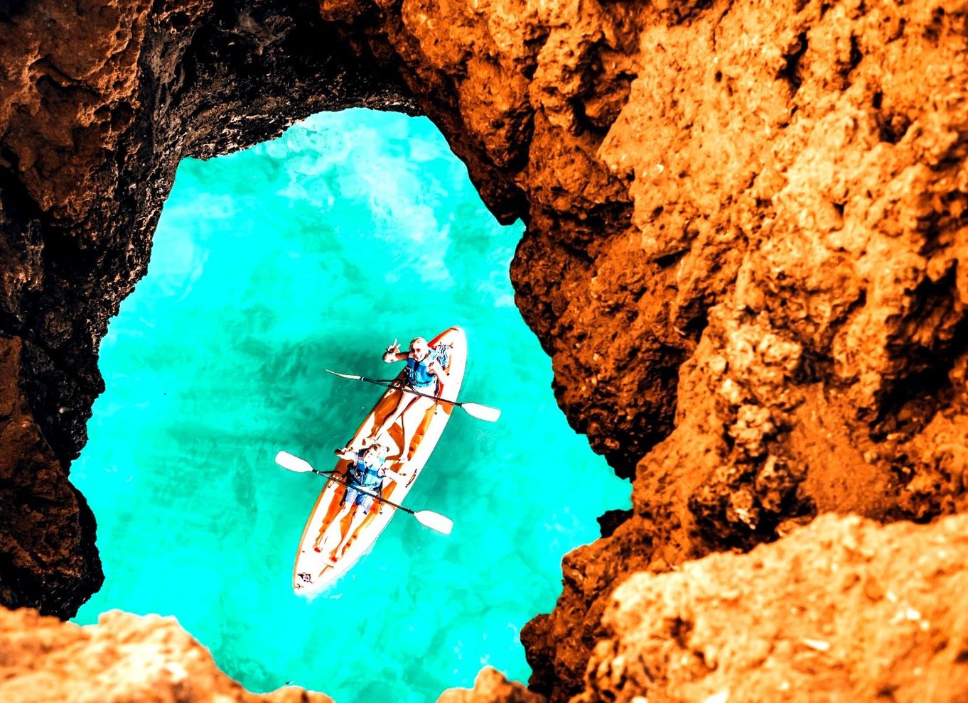 Albufeira: Guidet kajaktur til skjulte strande og klipper
