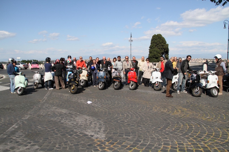 Rome: Half-Day Vespa Tour with Private Driver Grand Rome Tour