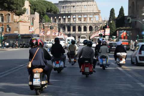 rome halfday vespa tour with private driver