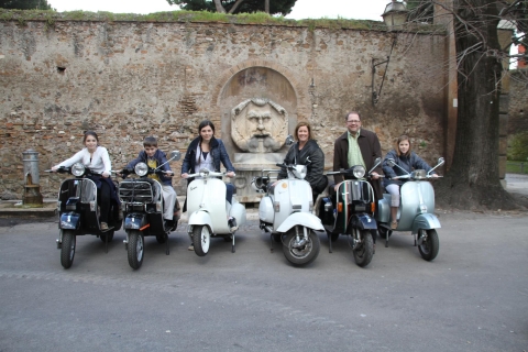 Rome : demi-journée en Vespa avec chauffeur privéGrande visite de Rome