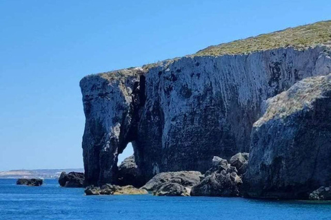 Comino: Tour privati in barca, soste per nuotare e visite alle grotte