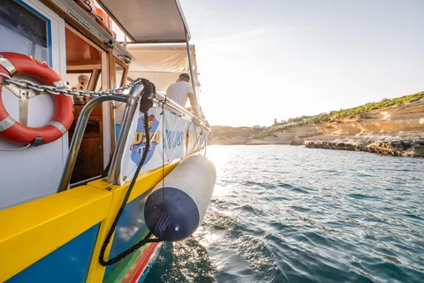 Malta: Bootstour von Marsaskala Luzzu mit St. Peter's Pool