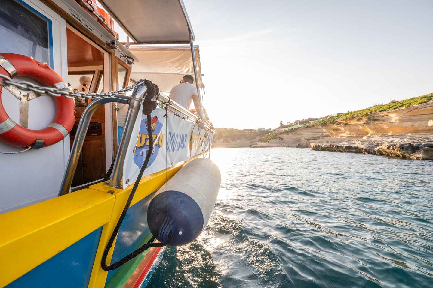 Malta: Sunset Boat Tour to St. Peter’s Pool and South Coast