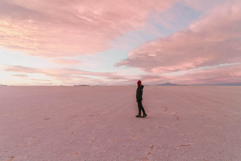 Uyuni: Zoutvlaktes en zonsondergang rondleiding met lunch