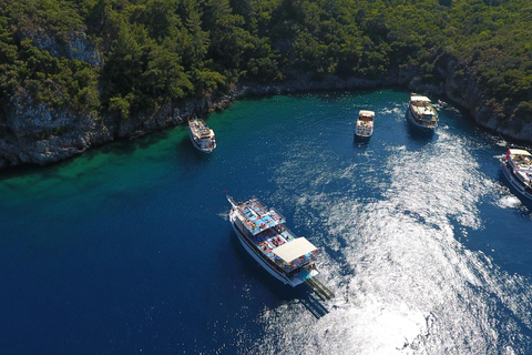 Marmaris: Cleopatra Island Cruise with Lunch