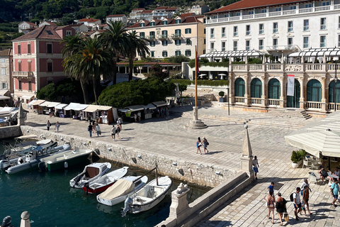 Split: Excursión de día completo a las 5 islas de la Cueva Azul con Hvar y Vis