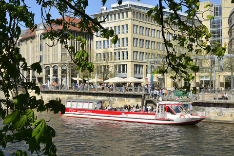 Berlin: Bootstour durch das alte und neue Berlin