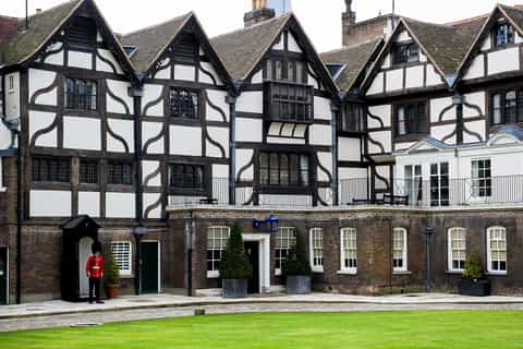 London: Tower of London and Crown Jewels Exhibition Ticket