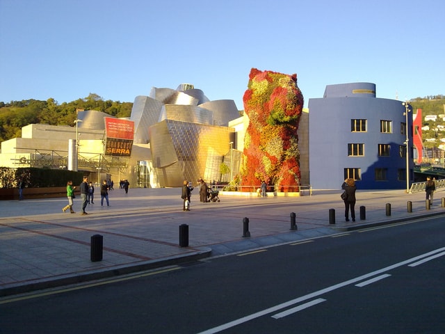 Bilbao Half-Day City and Guggenheim Museum Private Tour