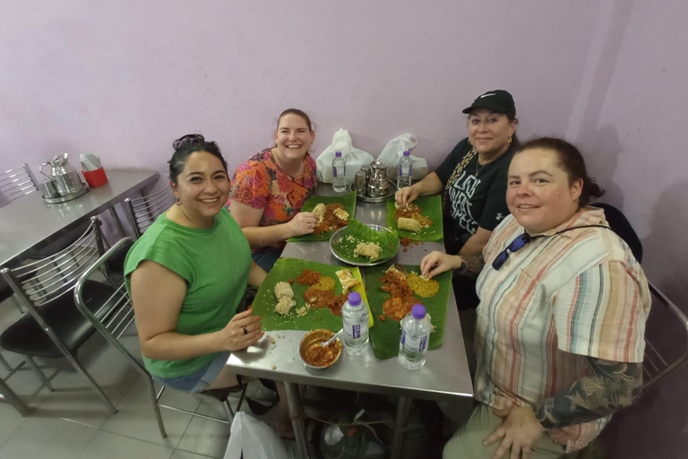 Colombo Foods Tour by Tuk Tuk ( Food chargers included )