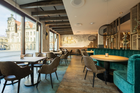 品尝烧鹅的特色城市之旅