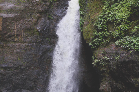 Pagsanjan Falls: Tagestour mit Transfers von Manila PRIVAT