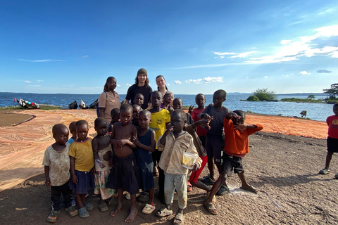 Kampala: 2-Day City Tour, Lake Victoria Cruise, Village Walk