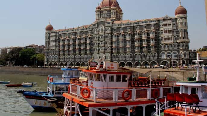 mumbai private fullday city and bollywood tour