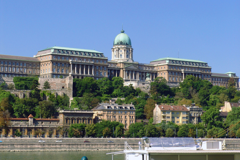 Ab Wien: Private Tagestour nach BudapestTour auf Englisch