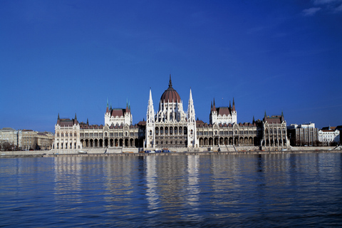 Private Day Trip to Budapest from Vienna Tour in English