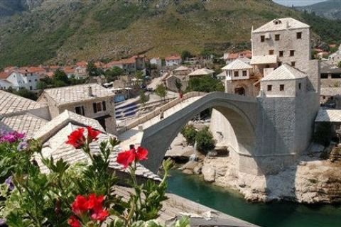 Da Trogir o Spalato: tour di un'intera giornata a Mostar e Medjugorje