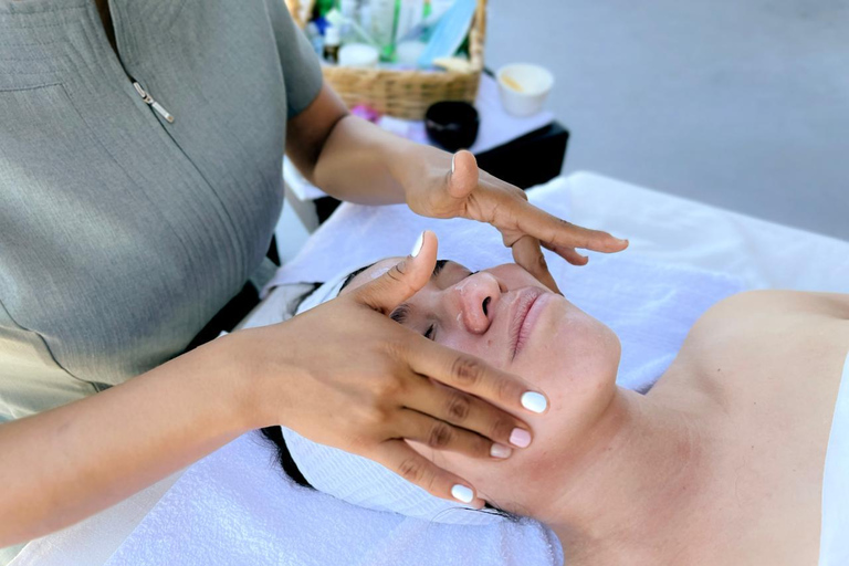 Coral Massage: Relaxing or Relieving to Choose