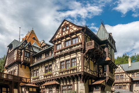 Bucharest MegaPass: Najlepsze atrakcje, wycieczki i wellnessKarta Premium Pass +2 Najpopularniejsze atrakcje