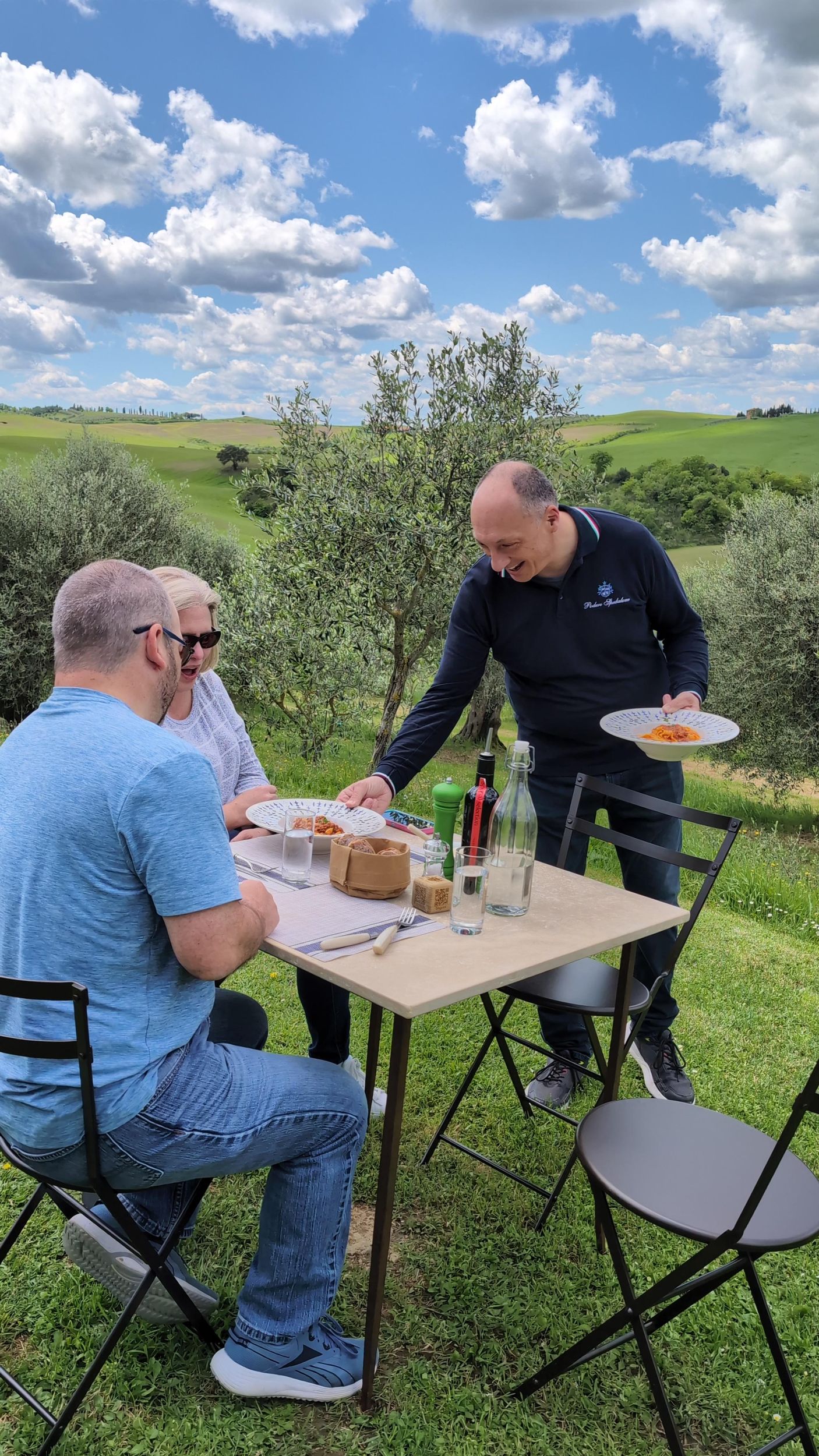 Pienza: Schaf- und Hühner-Tour mit Gourmet-Mittagessen im Bauernhaus