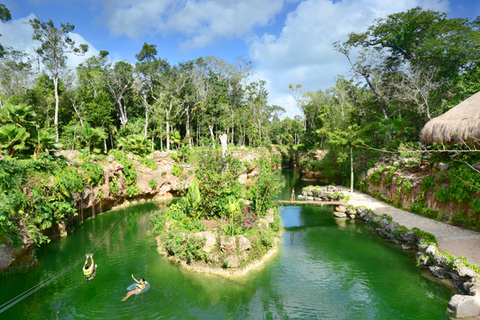 4 Cenotes Tour guidato con cibo e bevande