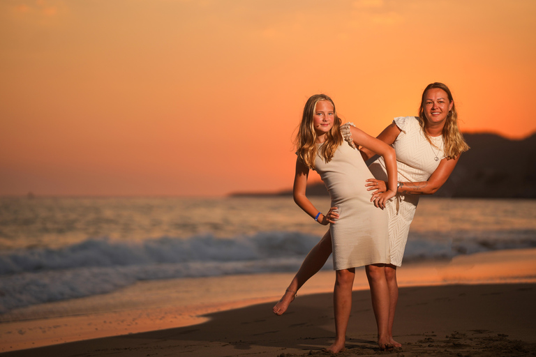 Alanya: Holiday Photo Shoot Families Couples Solo Travelers Meeting Point