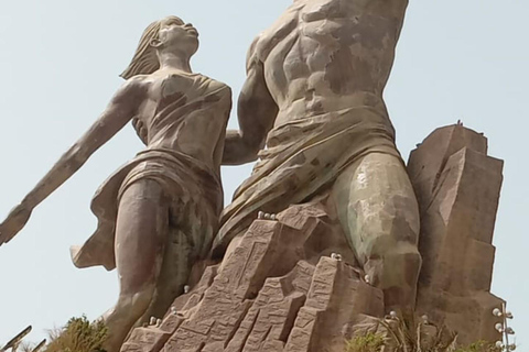 Saly: Dakar City and Goree Island Tour with Pickup