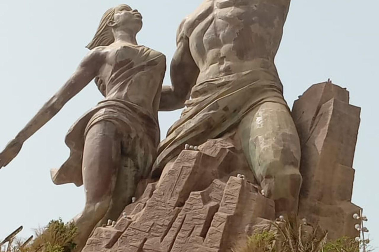 Saly: Dakar City and Goree Island Tour with Pickup