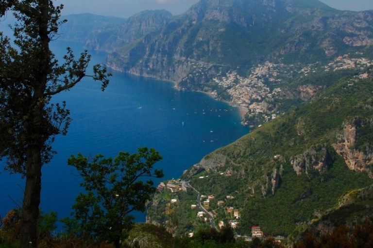 Sorrento: Amalfikust Full-Day Private Vintage Vespa TourVintage Vespa-tour vanuit Sorrento of de kust van Amalfi